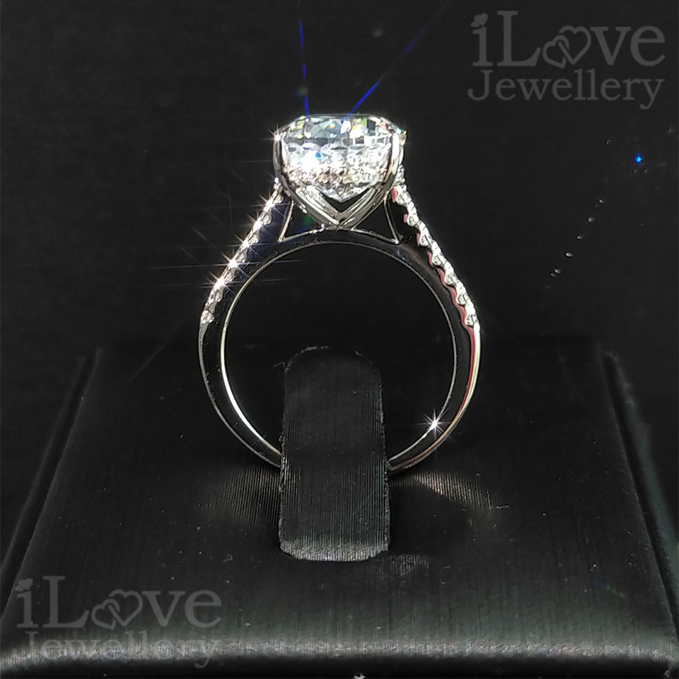 S925 Silver 4.5ct Oval Cut Solitaire Cubic Zirconia Ring ILR010