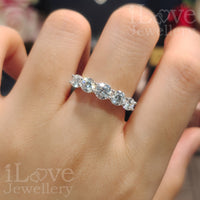 S925 Silver Round Cut Cubic Zirconia Ring ILR059