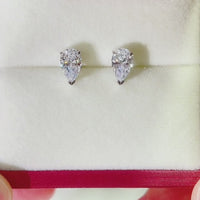 S925 0.75ct Pear Cut Cubic Zirconia Stud Earrings ILE004